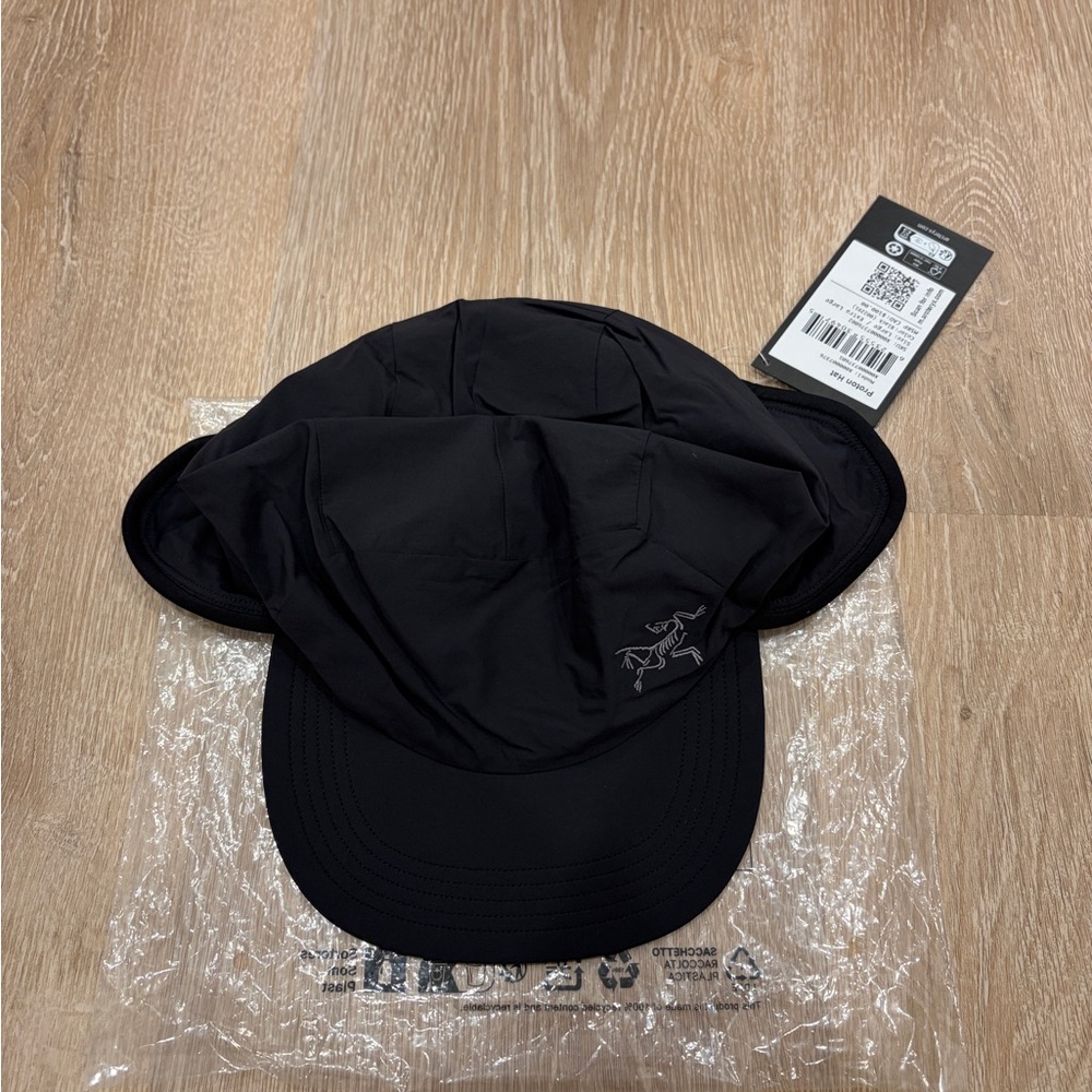 Arc’teryx Proton Hat